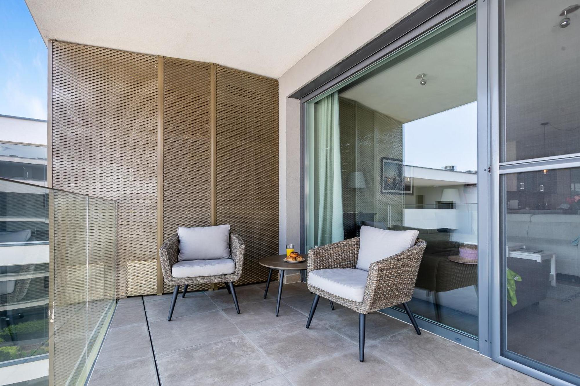 Lake Side Luxury Steps To The Lake Lela - Happy Rentals Балатонлеле Екстериор снимка